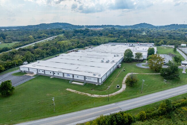 More details for 981 Industrial Park Rd, Columbia, TN - Industrial to Rent