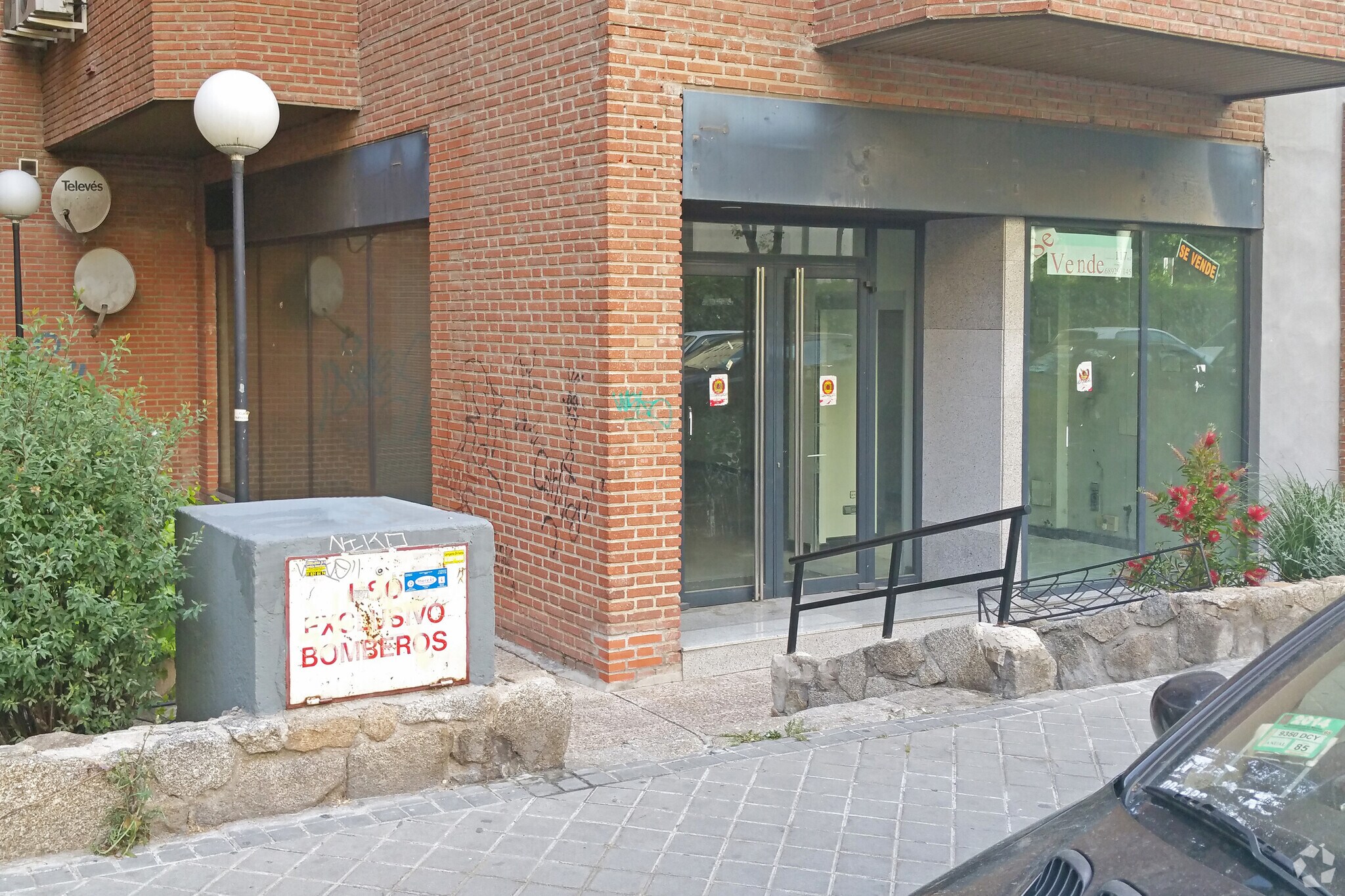 Calle de Pedro Rico, 31, Madrid, Madrid to rent Interior Photo- Image 1 of 5