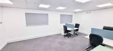 Warren Park Way, Enderby to rent Interior Photo- Image 2 of 7