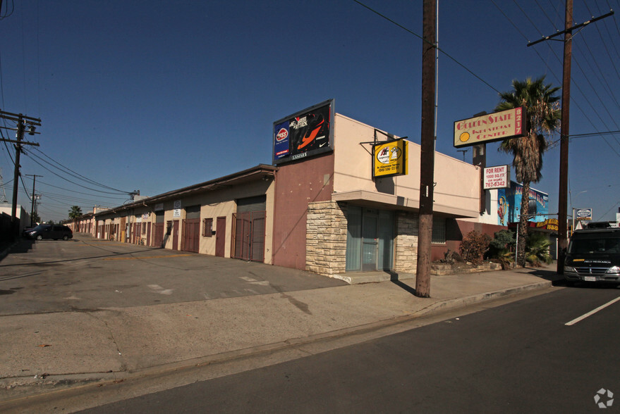 8217 Lankershim Blvd, North Hollywood, CA for sale - Primary Photo - Image 1 of 1