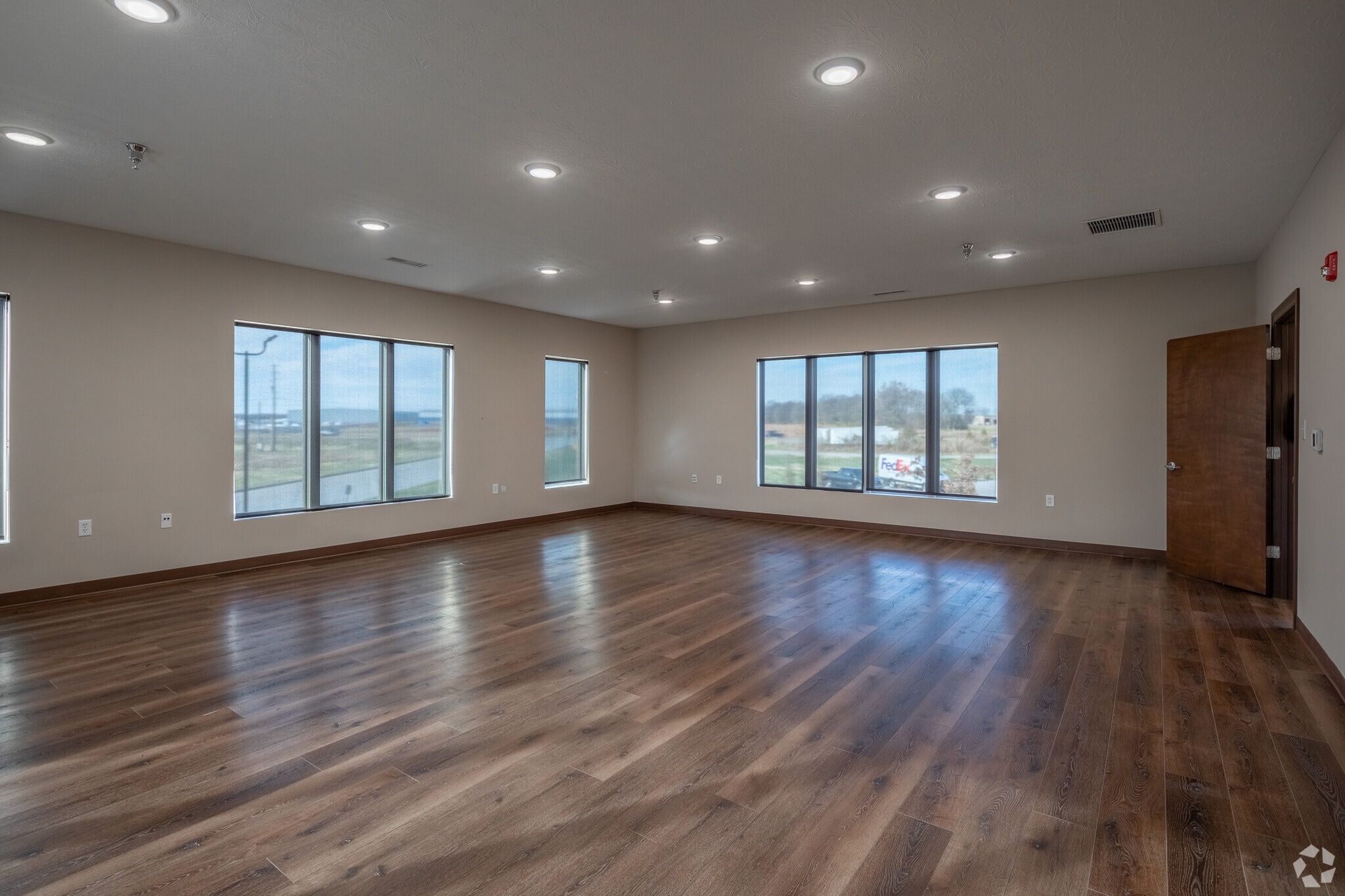 6318 Taz Ct, Bowling Green, KY to rent Interior Photo- Image 1 of 2