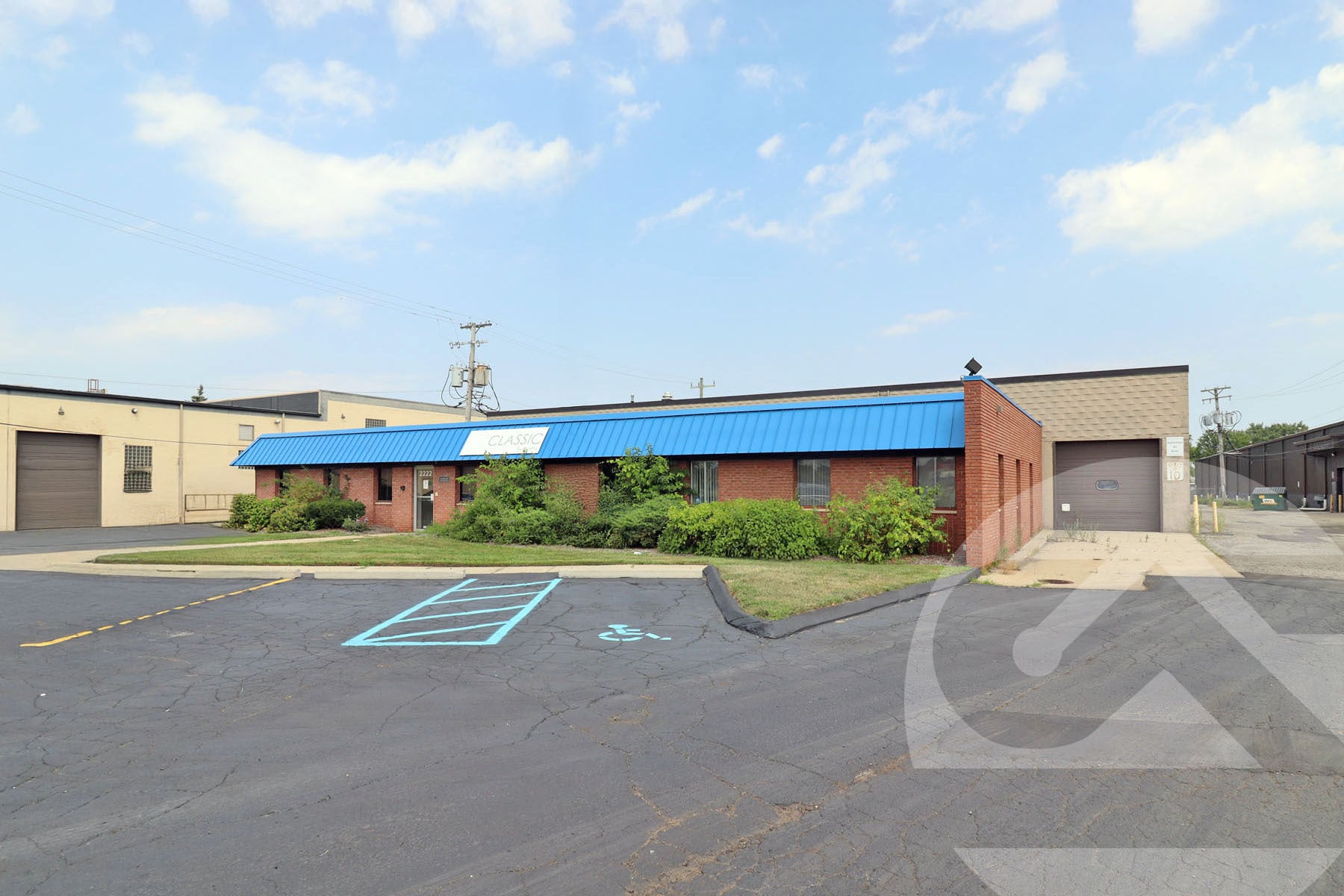 2222 Stephenson Hwy, Troy, MI for sale Primary Photo- Image 1 of 2