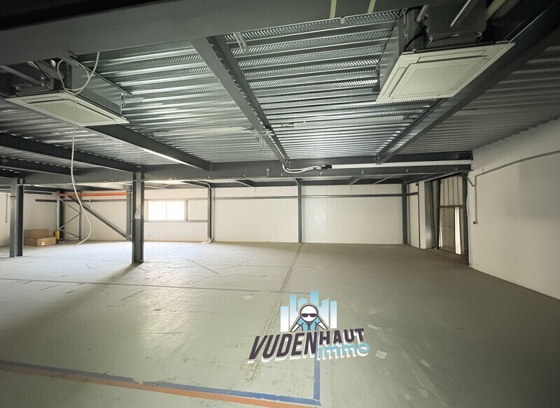 Light Industrial in Blagnac for sale - Interior Photo - Image 2 of 9