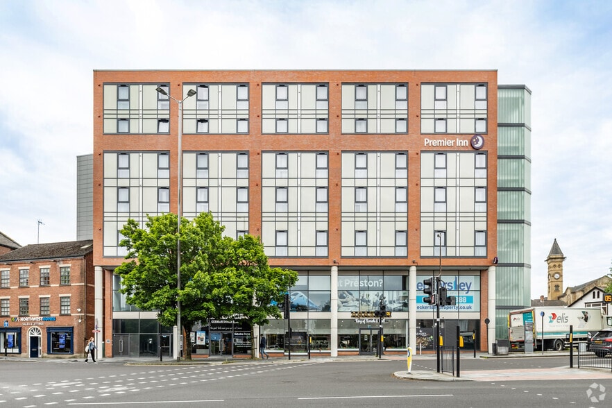 Fox St, Preston to rent - Primary Photo - Image 2 of 8