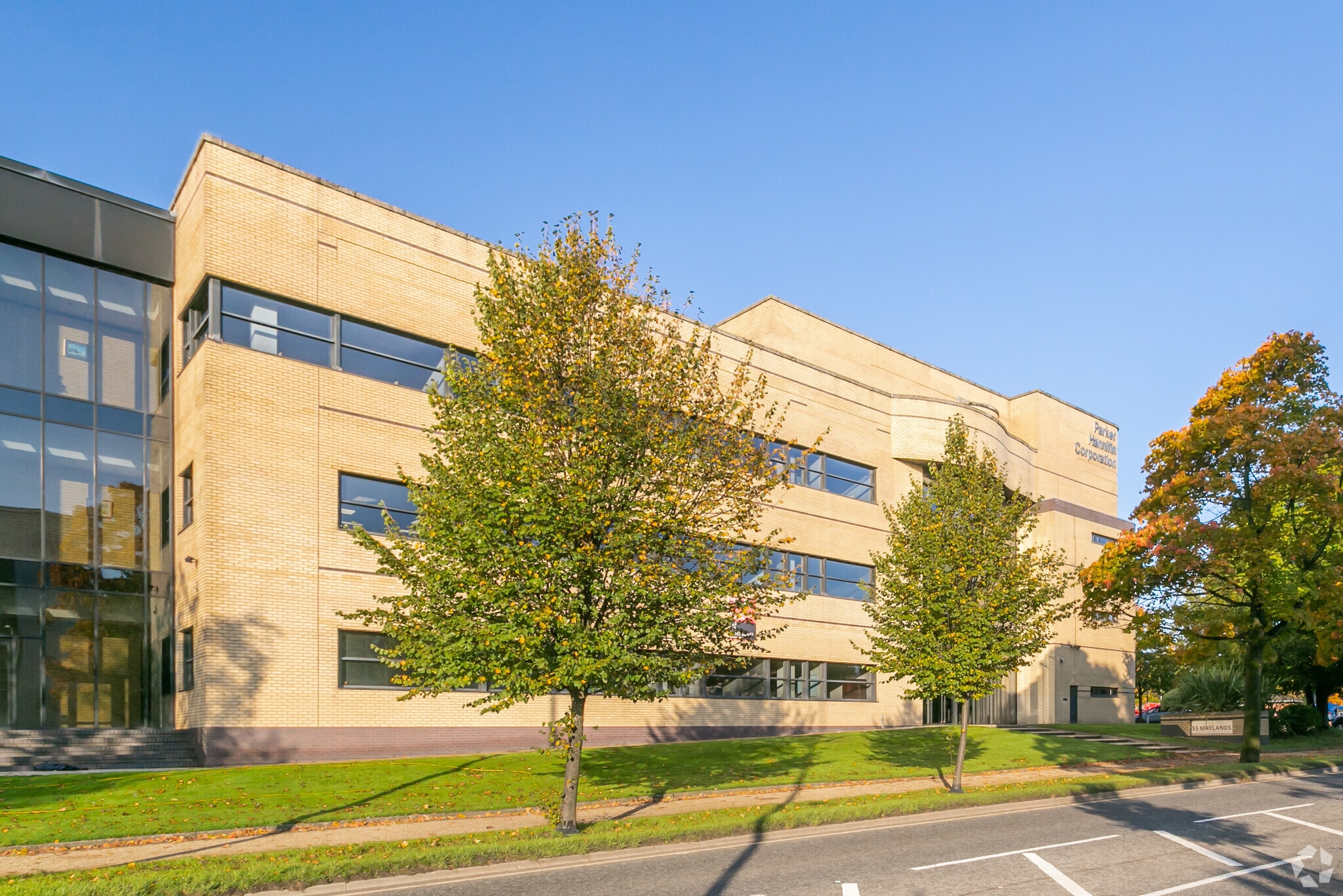 55 Maylands Ave, Hemel Hempstead for sale Primary Photo- Image 1 of 1