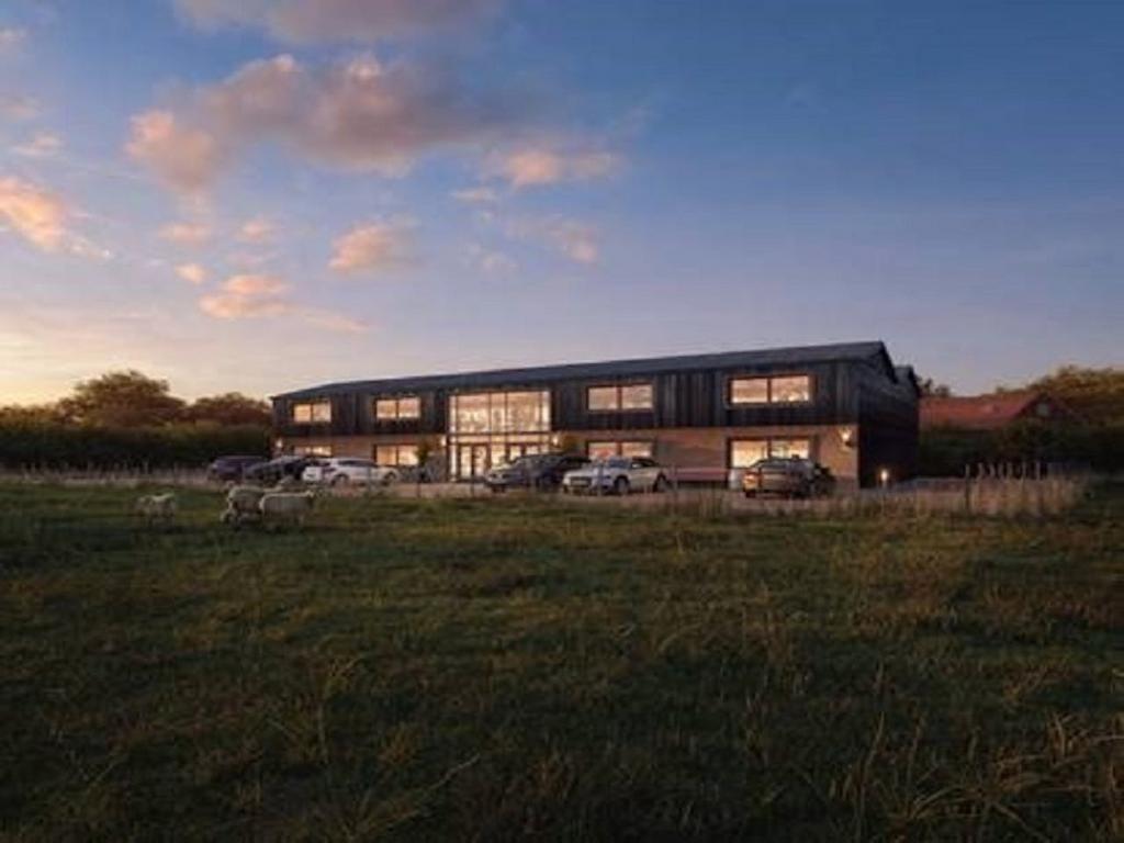 Tangley Ln, Guildford for sale Building Photo- Image 1 of 2