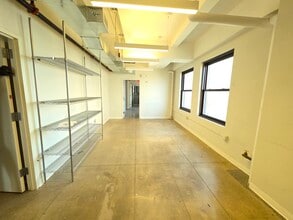 225 Broadway, New York, NY to rent Building Photo- Image 2 of 3
