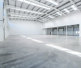 Avro Way, Manchester to rent Interior Photo- Image 1 of 1