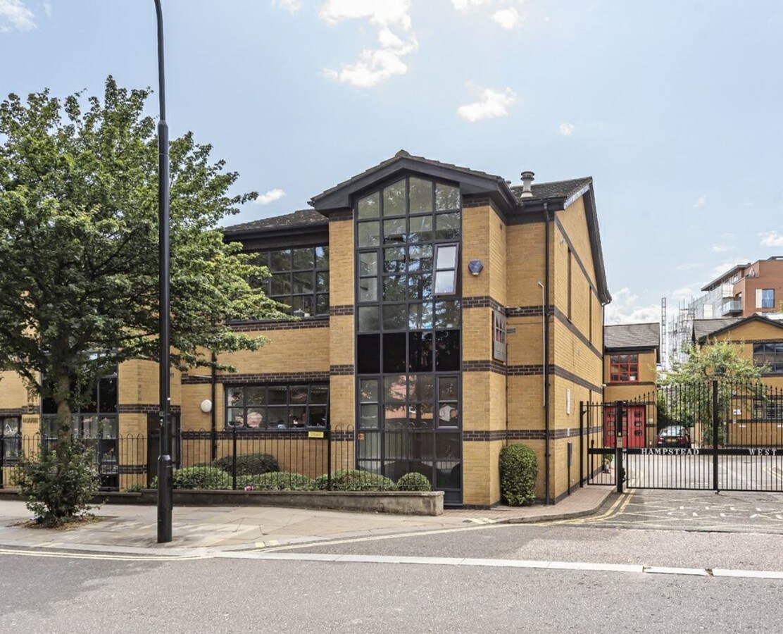 224 Iverson Rd, London, NW6 2HL UK