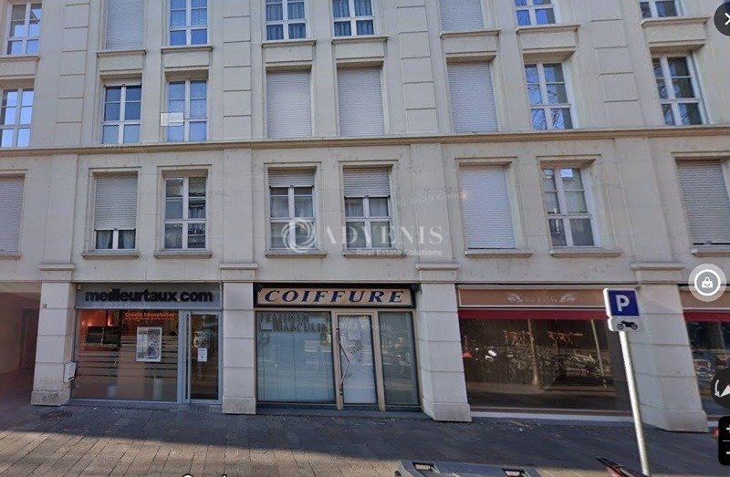 12 Rue Du 8 Mai 1945, Poissy for sale - Building Photo - Image 3 of 11