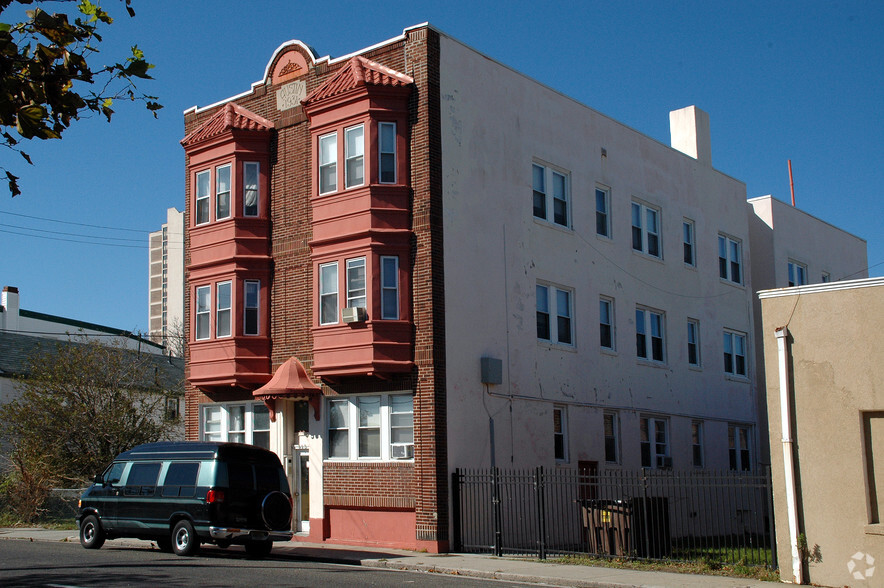 811-813 Baltic Ave, Atlantic City, NJ for sale - Primary Photo - Image 1 of 1