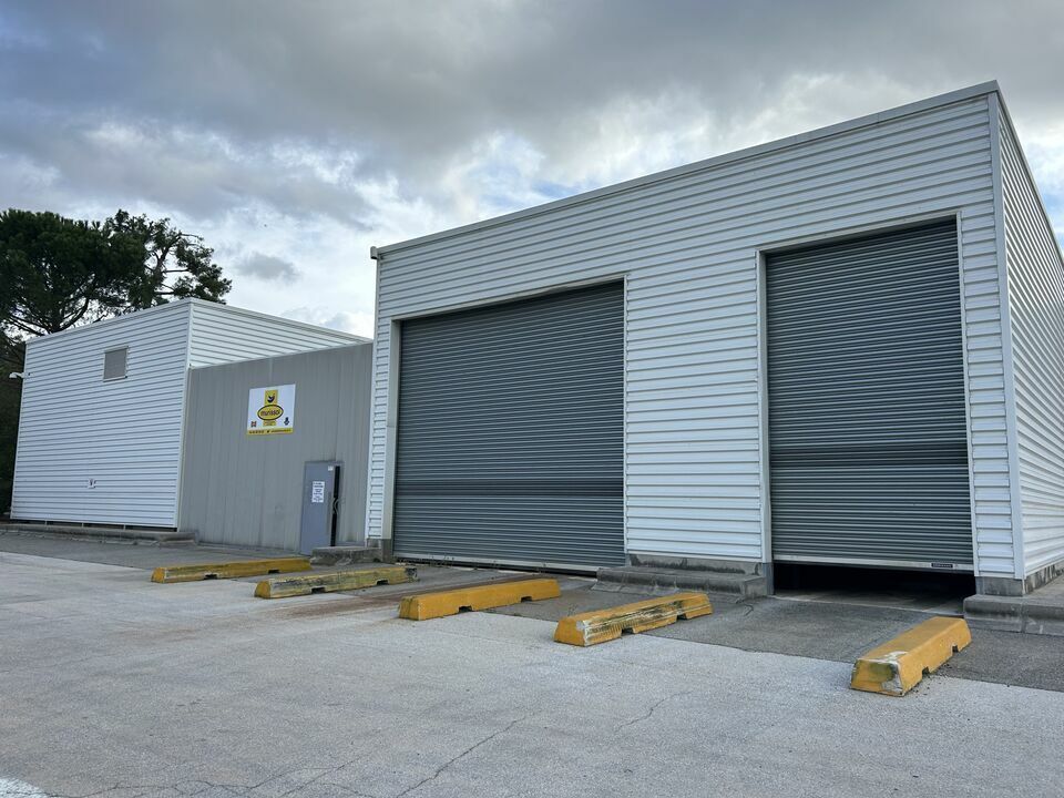 Industrial in Aubagne to rent Building Photo- Image 1 of 6