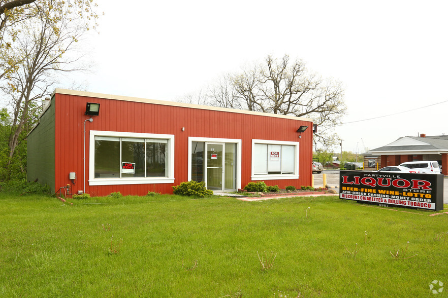 9901 E Grand River Ave, Brighton, MI for rent - Building Photo - Image 2 of 3