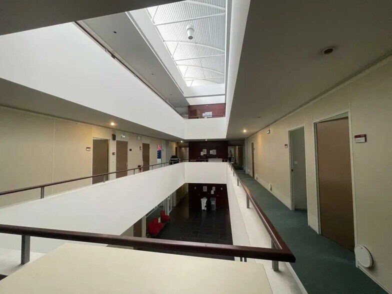 Office in Bruges to rent - Building Photo - Image 3 of 19