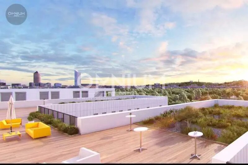 Office in Villeurbanne to rent - Building Photo - Image 2 of 5