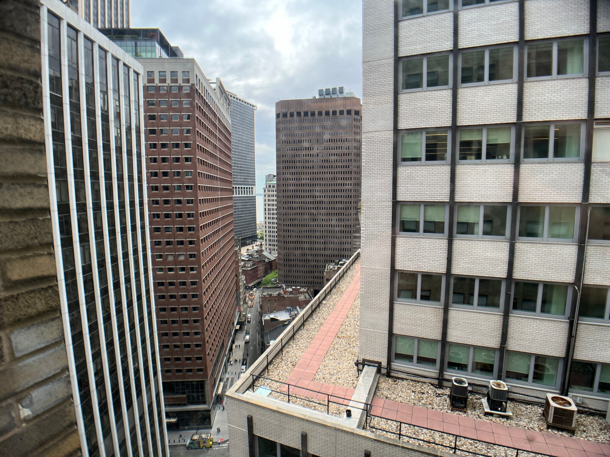 11 Hanover Sq, New York, NY to rent Interior Photo- Image 1 of 7