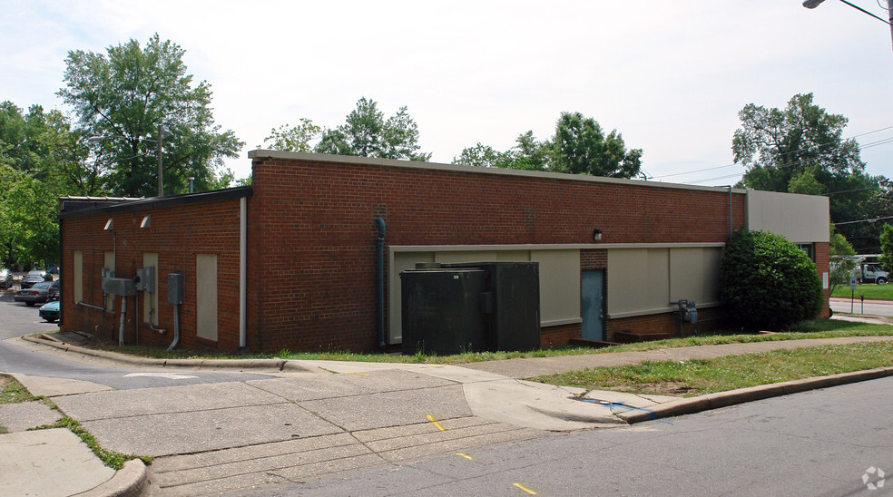 2020 Hillsborough St, Raleigh, NC for rent - Building Photo - Image 3 of 7