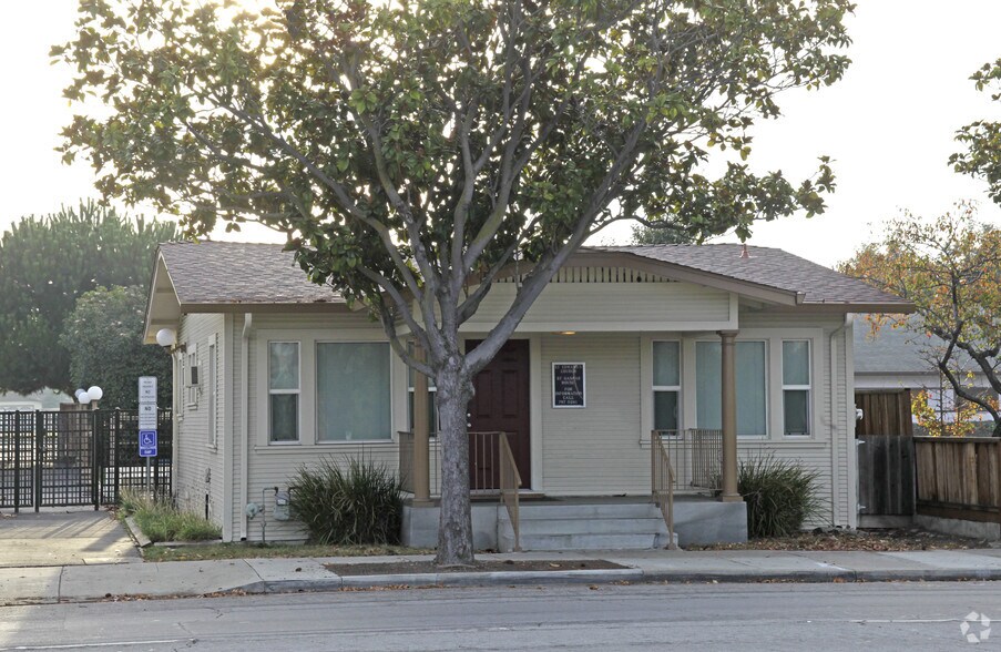 5864 Thornton Ave, Newark, CA 94560 UK