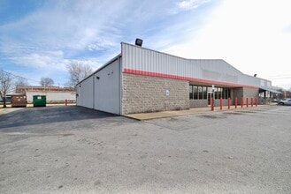 224 N Royal St, Jackson, TN for rent Building Photo- Image 2 of 18