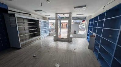 60 Bridge St, Taunton to rent Interior Photo- Image 2 of 3