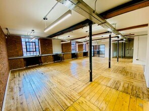 9 Stevenson Sq, Manchester to rent Interior Photo- Image 1 of 5