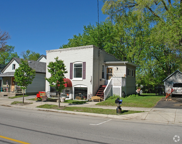 219 Main St, North Prairie, WI for sale - Building Photo - Image 2 of 3