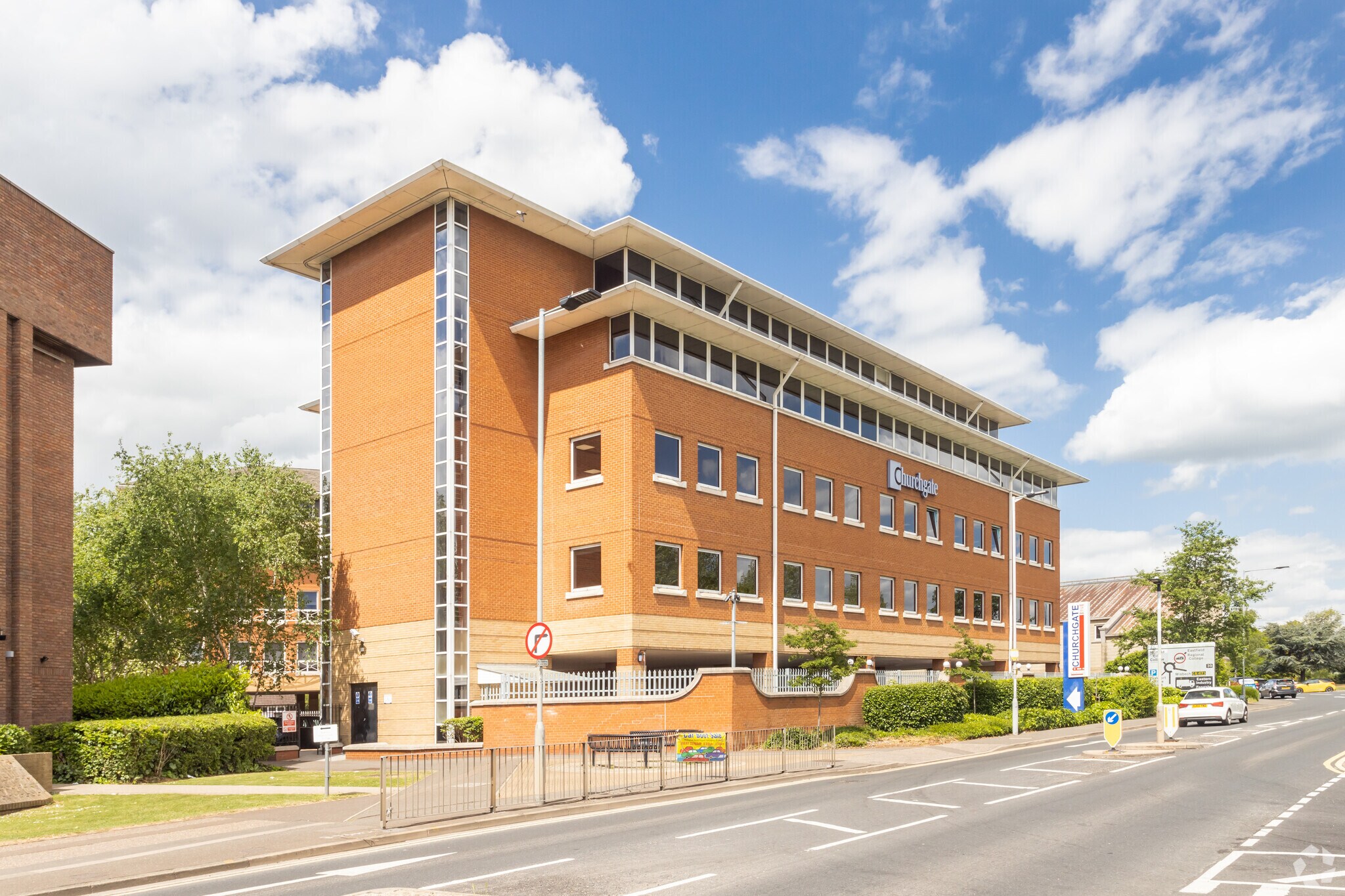 New Rd, Peterborough for sale Primary Photo- Image 1 of 1