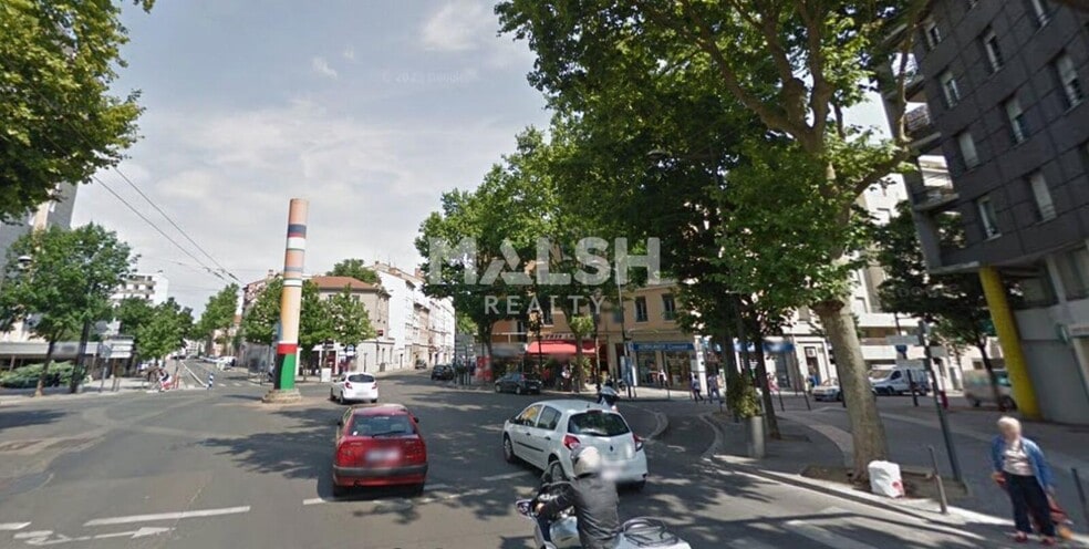 12 Cours Tolstoï, Villeurbanne to rent - Aerial - Image 1 of 2
