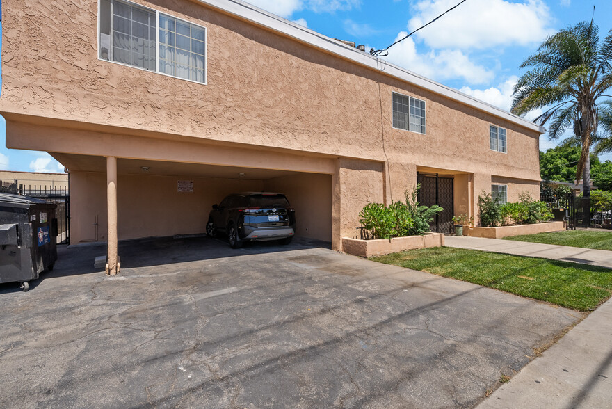 11751 Hart St, North Hollywood, CA for sale - Building Photo - Image 2 of 10