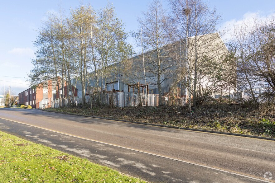 Hulbert Dr, Dudley for sale - Primary Photo - Image 1 of 1