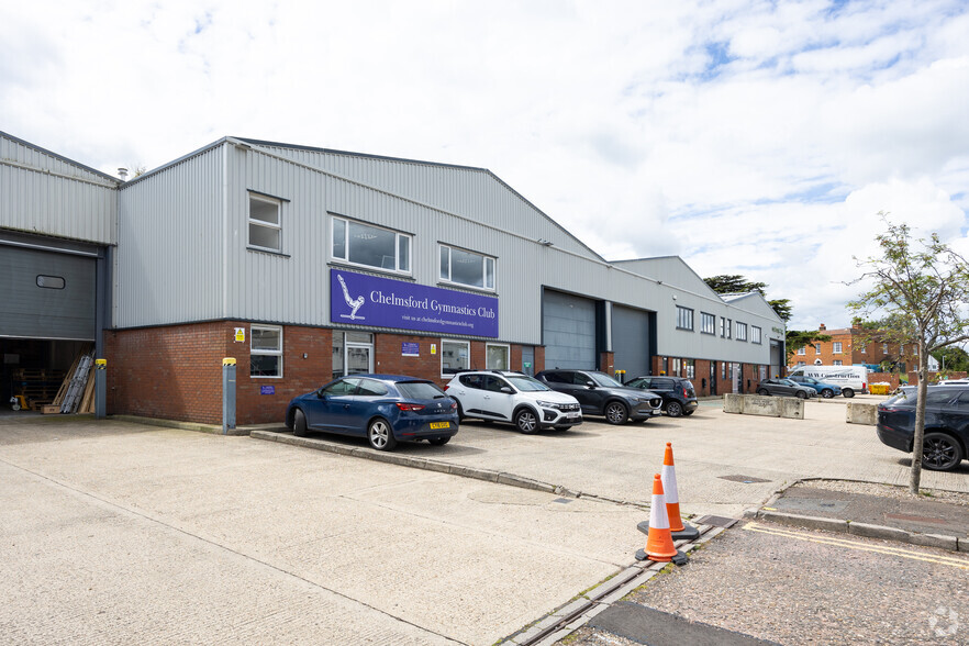 Tattersall Way, Chelmsford for rent - Building Photo - Image 1 of 5