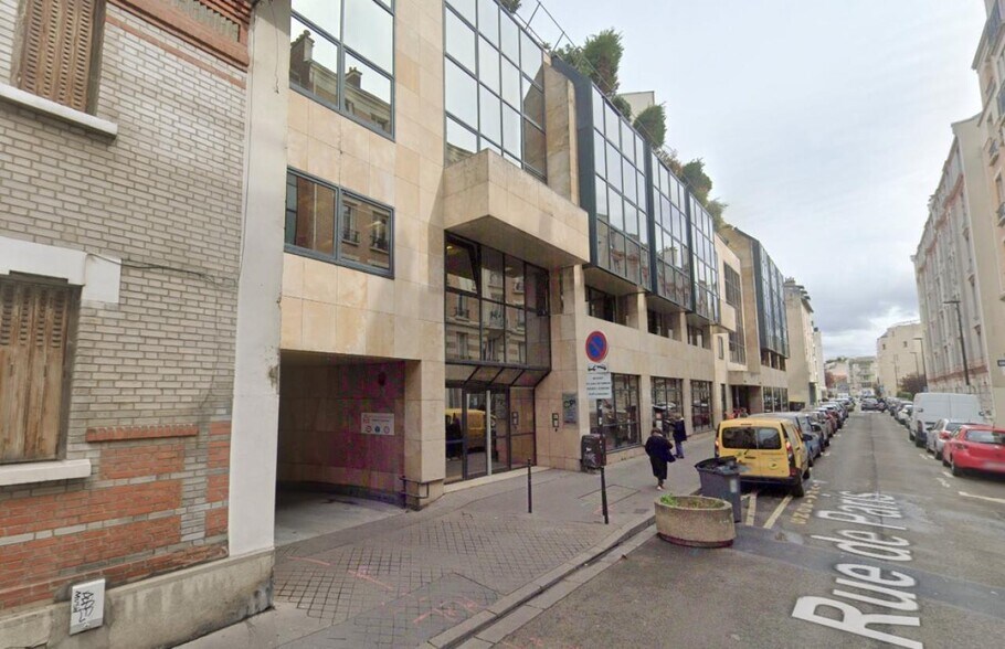 Light Industrial in Ivry-sur-Seine to rent - Building Photo - Image 1 of 4