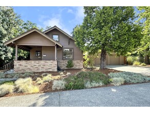 4608 NE 102nd Ave, Portland, OR for sale Building Photo- Image 1 of 15