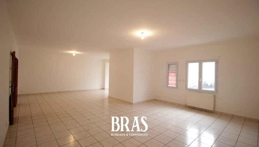 Office in Rezé to rent - Interior Photo - Image 2 of 13