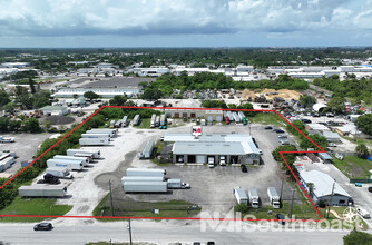 702 S Market Ave, Fort Pierce, FL for rent Building Photo- Image 1 of 11