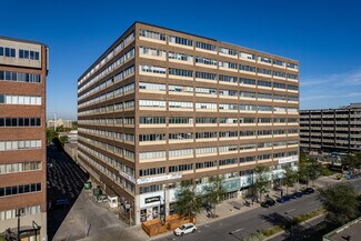More details for 215-235 St Chabanel O, Montréal, QC - Office to Rent