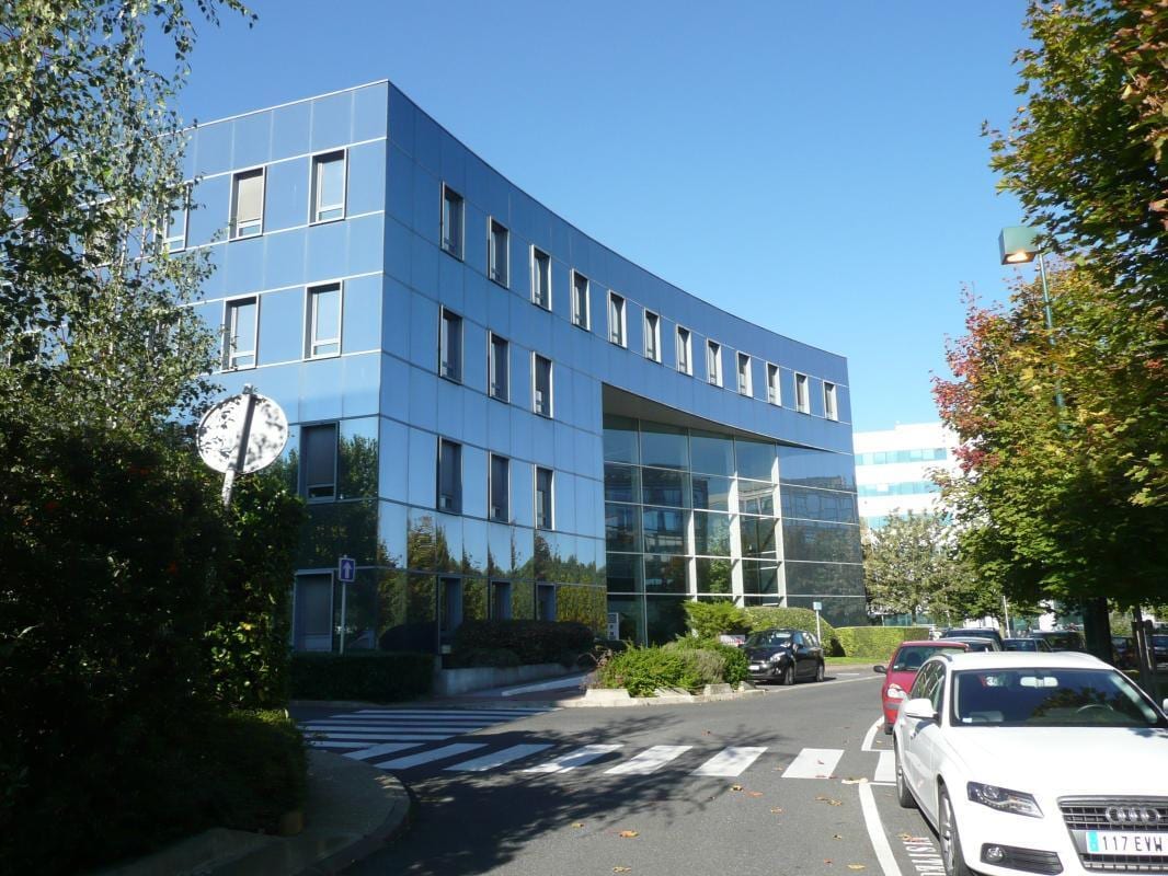 18 Place Des Nympheas, Villepinte to rent Building Photo- Image 1 of 7