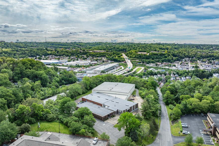 500 N Bell Ave, Carnegie, PA for rent - Aerial - Image 1 of 18