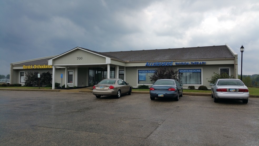 700 W Cherry St, Sunbury, OH for rent - Primary Photo - Image 1 of 1