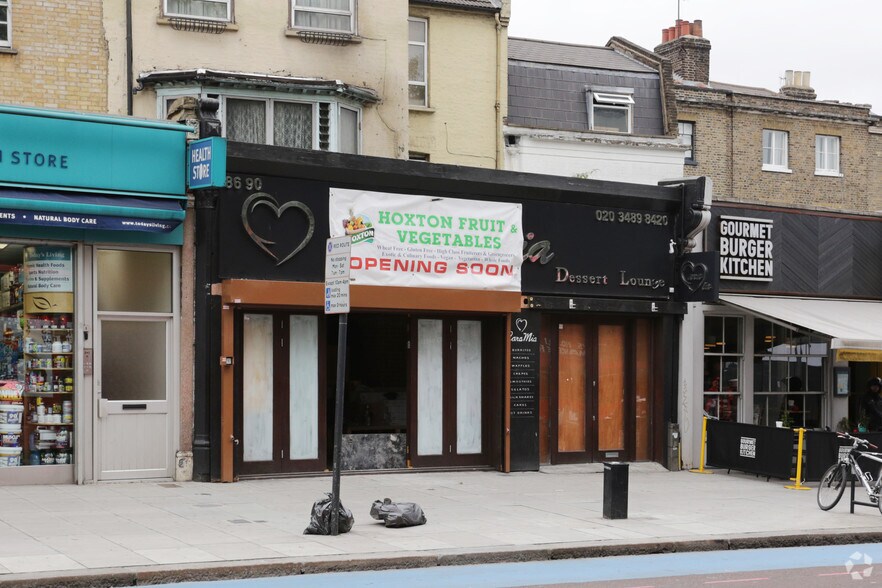 86-90 Clapham High St, London to rent - Building Photo - Image 2 of 7