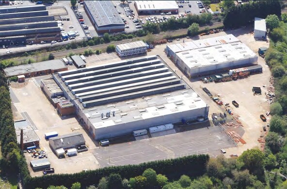 Bromyard Rd, Worcester to rent - Aerial - Image 2 of 6