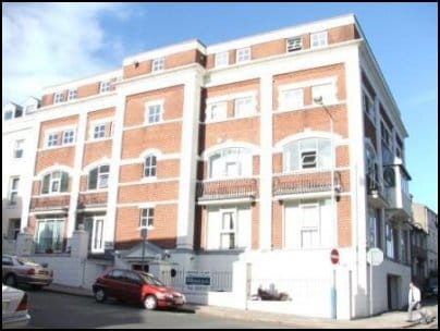 Upper Church St, Isle Of Man to rent - Primary Photo - Image 1 of 7