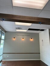 2626 S Oneida St, Green Bay, WI to rent Interior Photo- Image 1 of 5