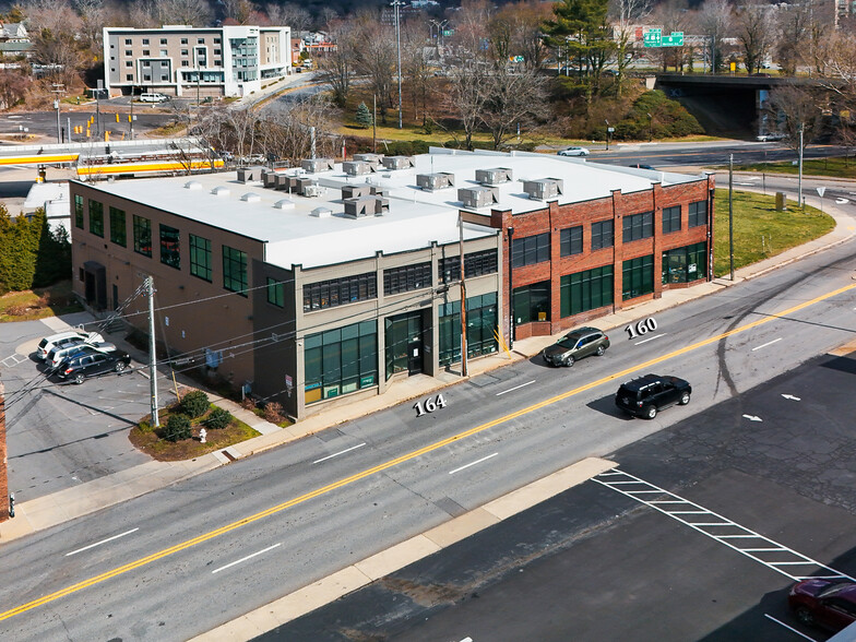 160 & 164 Broadway St, Asheville, NC for sale - Primary Photo - Image 1 of 76