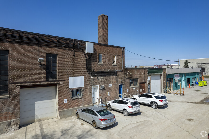 4 Carlaw Ave, Toronto, ON for rent - Building Photo - Image 1 of 7