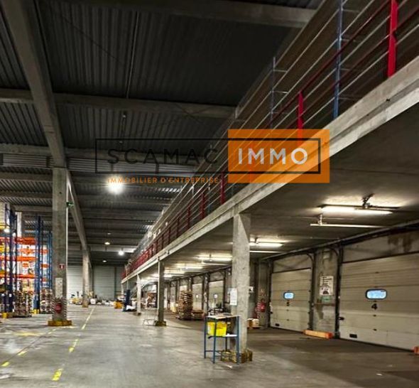 Industrial in MAUREPAS to rent - Interior Photo - Image 3 of 4