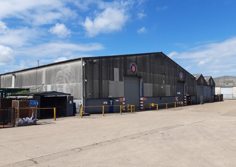 Pytchley Lodge Rd, Kettering for sale Primary Photo- Image 1 of 1