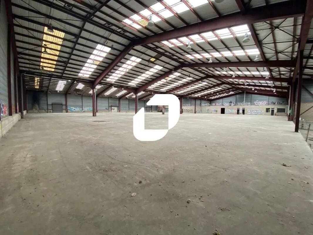 Industrial in Provins for sale Building Photo- Image 1 of 10