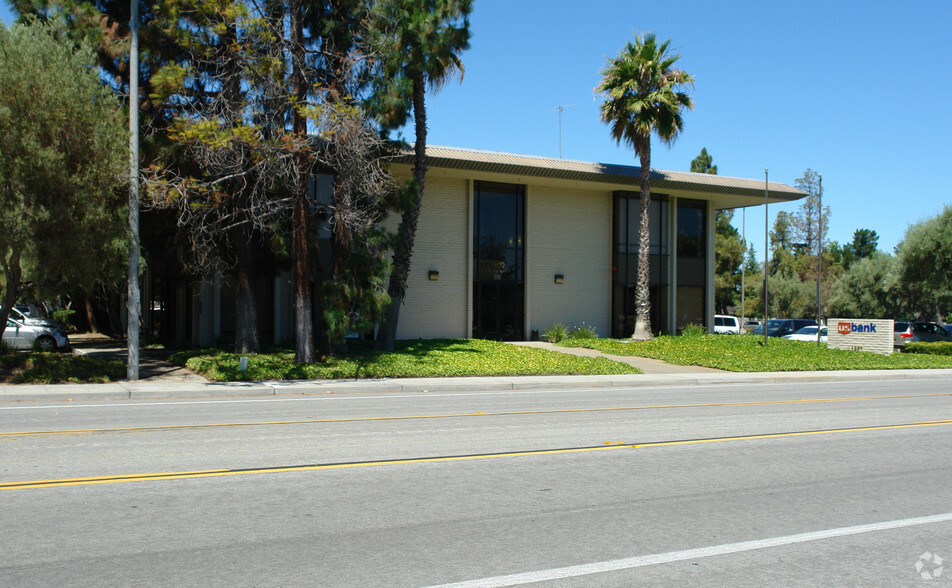 1307-1309 S Mary Ave, Sunnyvale, CA for rent - Building Photo - Image 3 of 7