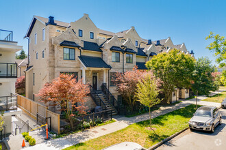 322-362 62nd Av W, Vancouver, BC for sale Primary Photo- Image 1 of 3